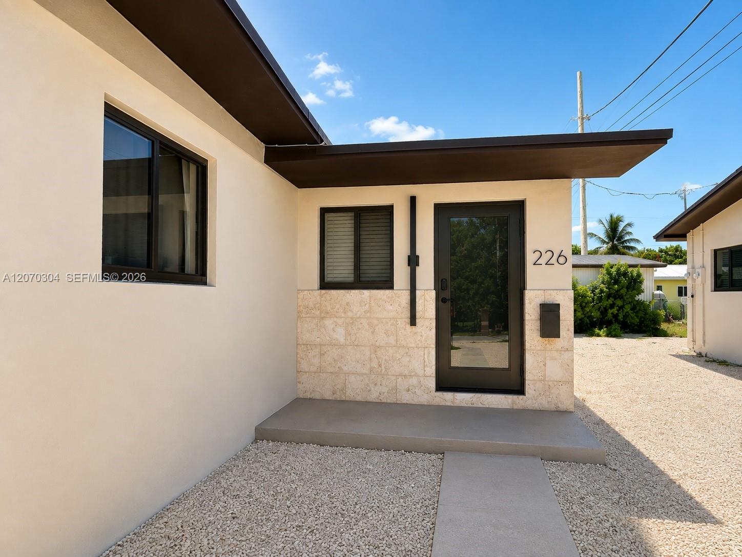 226 Hispanola Rd # 226