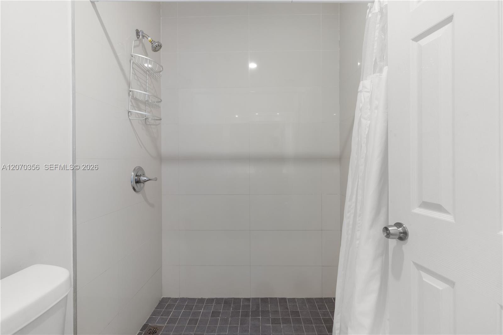 5445 Collins Ave Unit: TS11