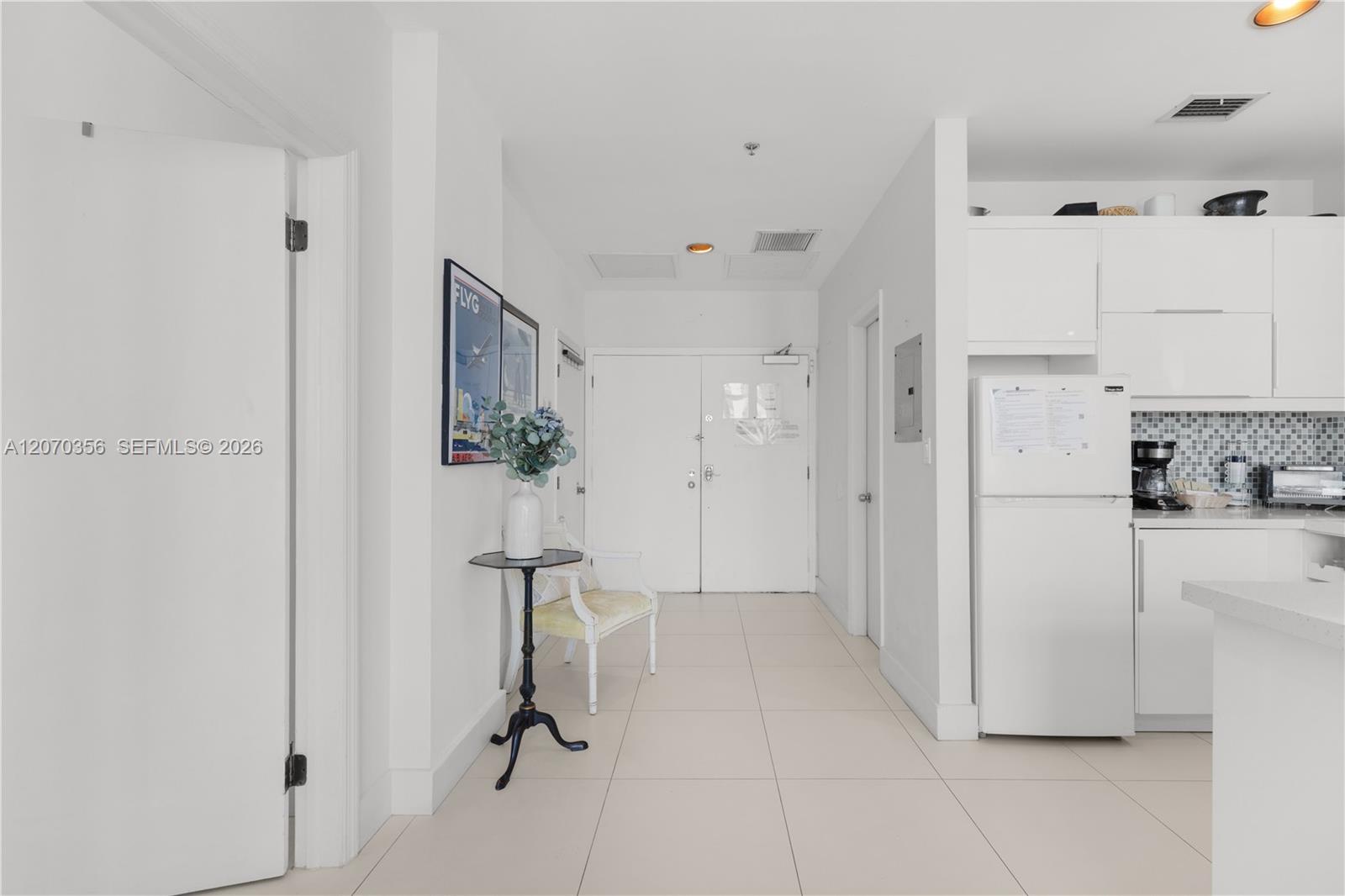 5445 Collins Ave Unit: TS11