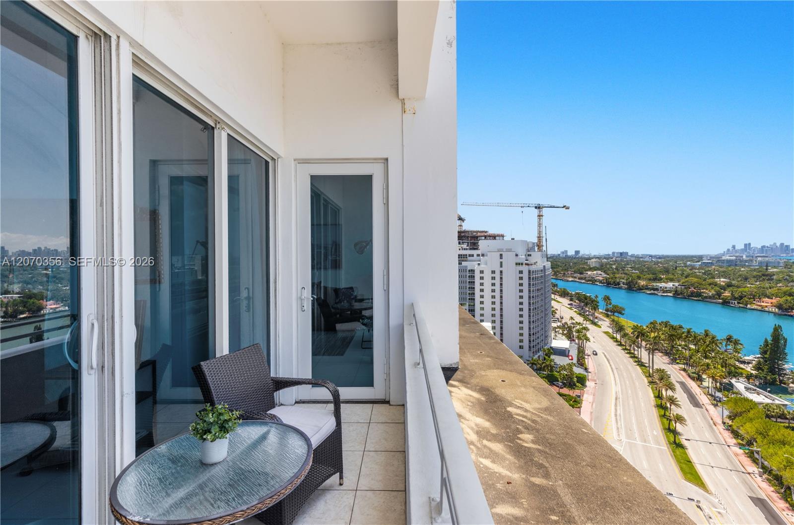5445 Collins Ave Unit: TS11