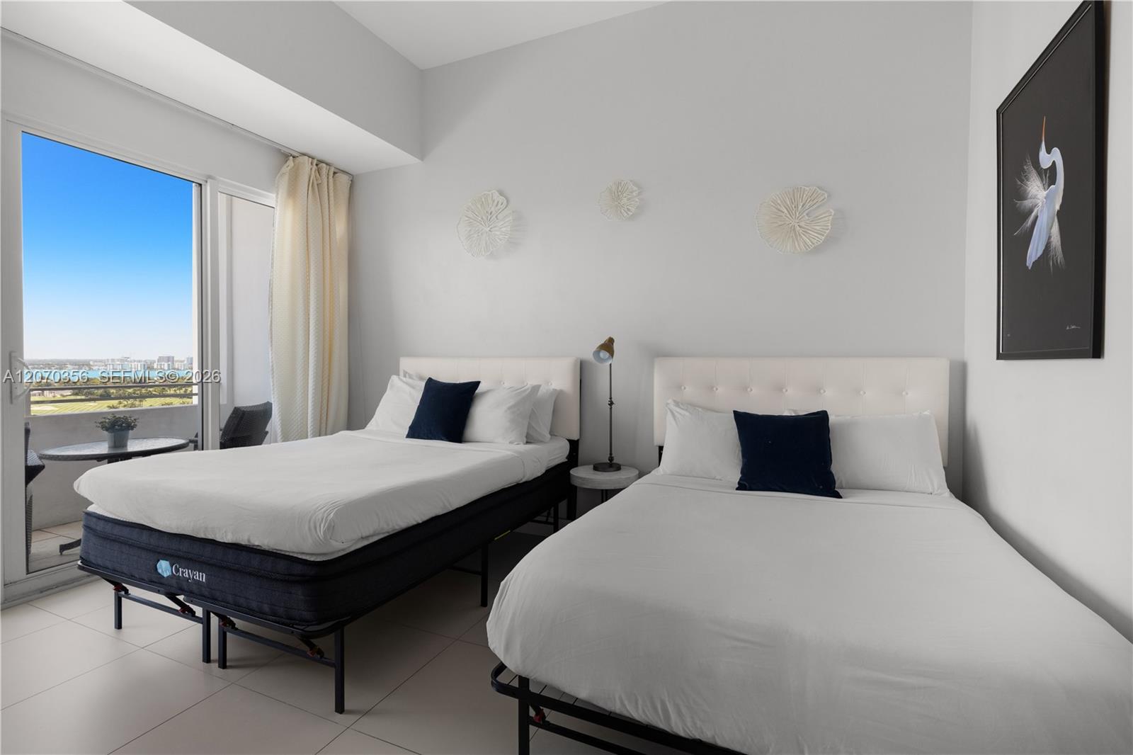 5445 Collins Ave Unit: TS11