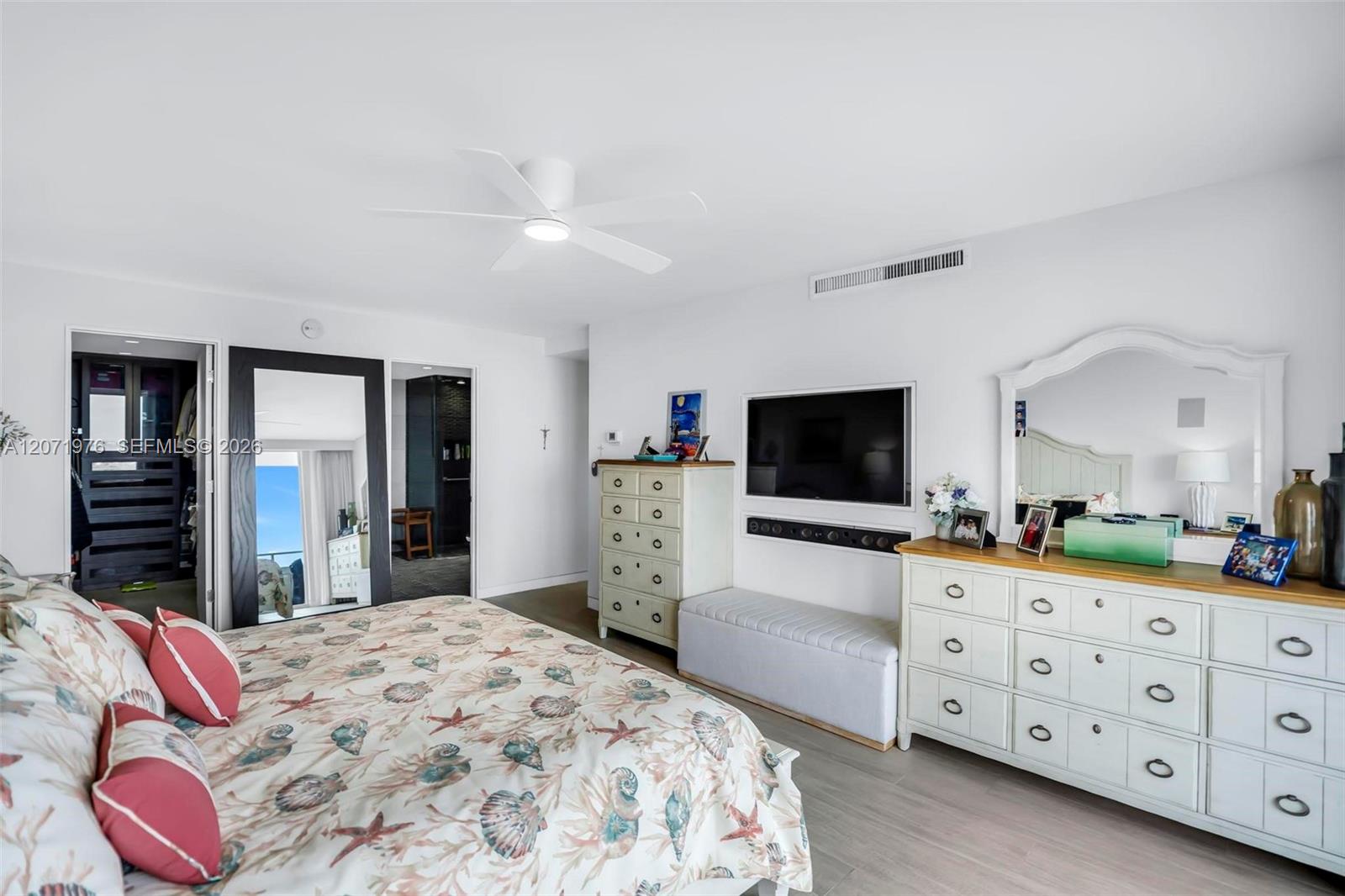 5600 Collins Ave # 11S