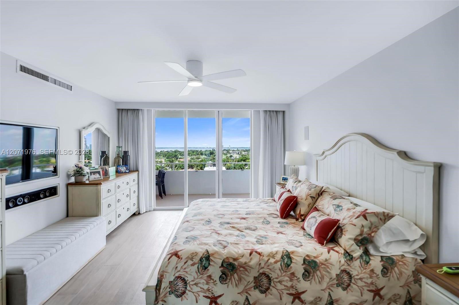 5600 Collins Ave # 11S