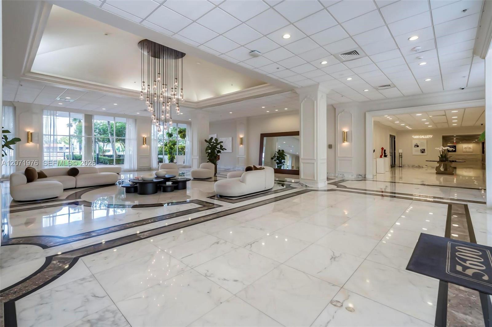 5600 Collins Ave # 11S