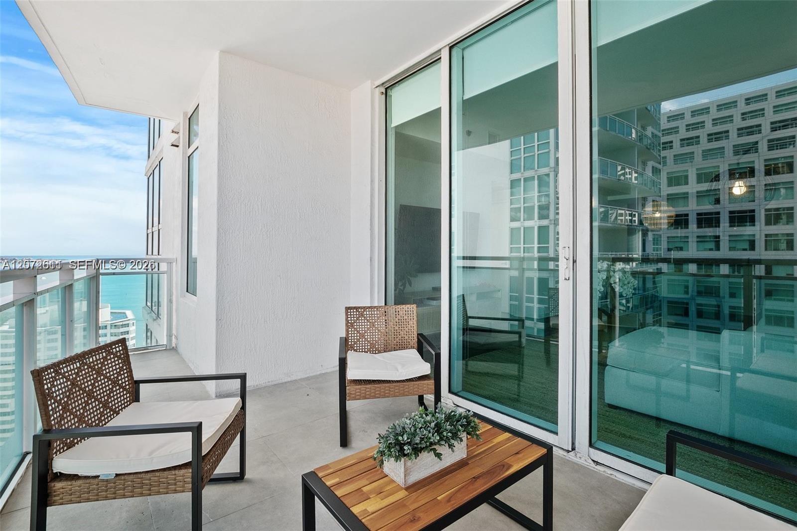 951 Brickell Ave # 2700