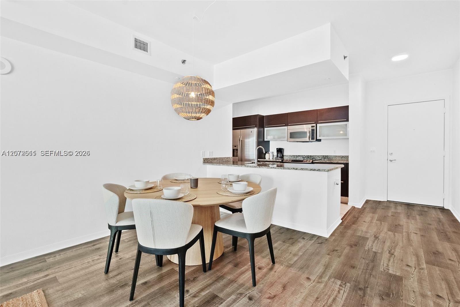 951 Brickell Ave # 2700