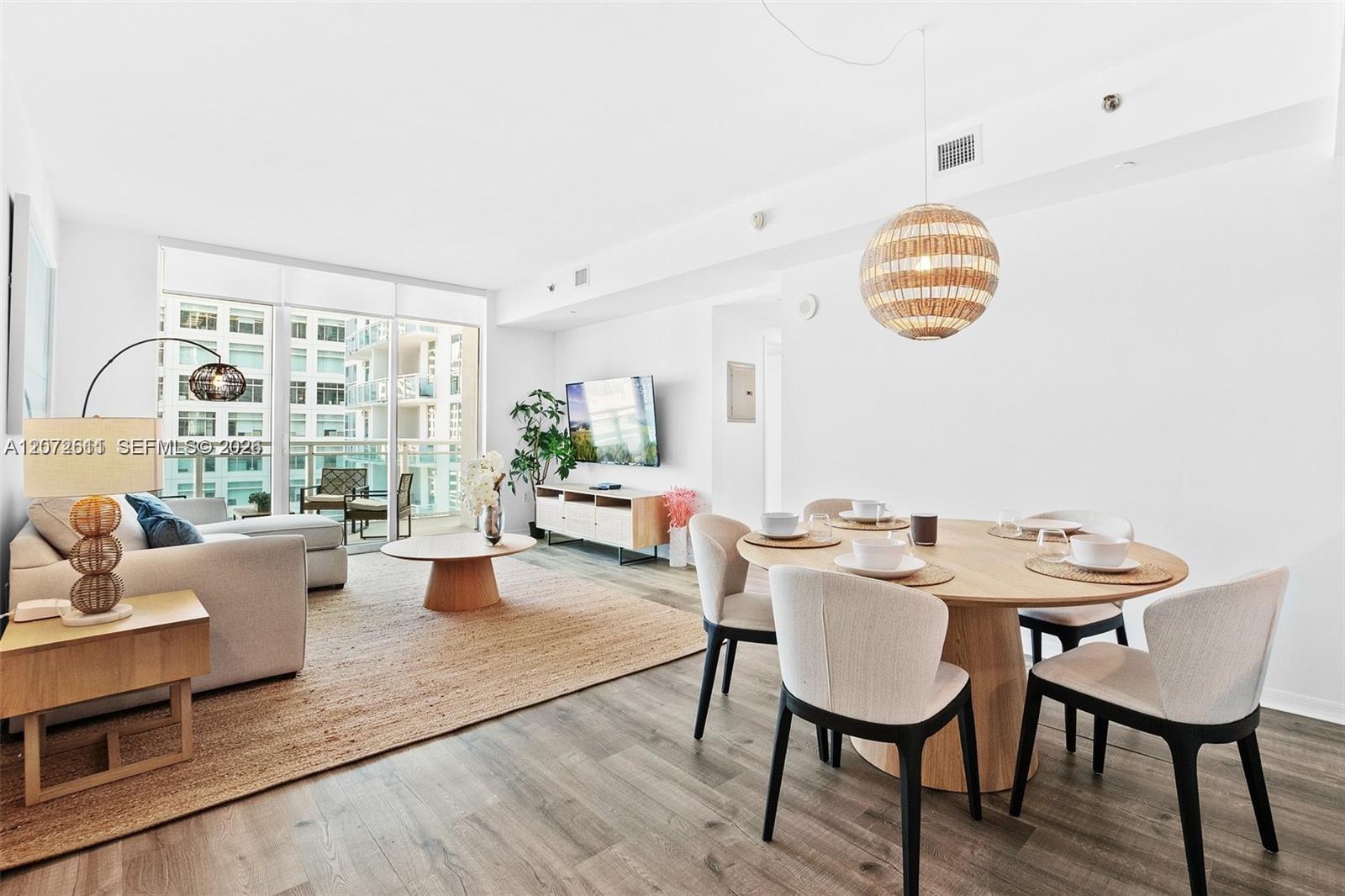 951 Brickell Ave # 2700