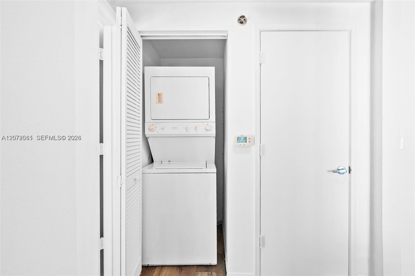951 Brickell Ave # 2700