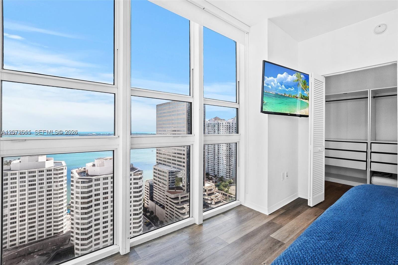 951 Brickell Ave # 2700