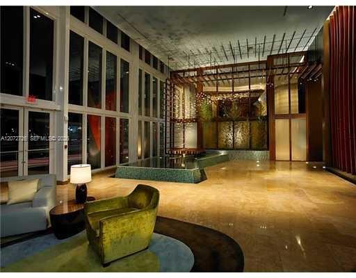 50 W Biscayne Blvd # 3907