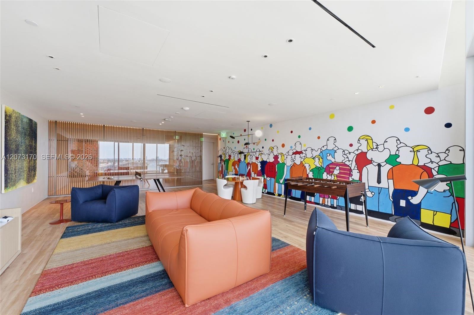 1400 Biscayne # 202