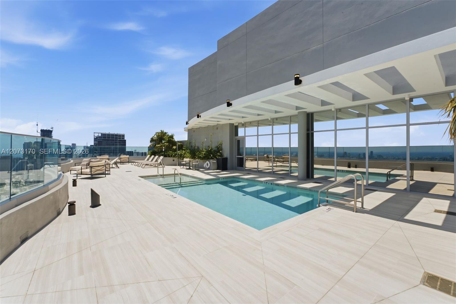 1400 Biscayne # 202