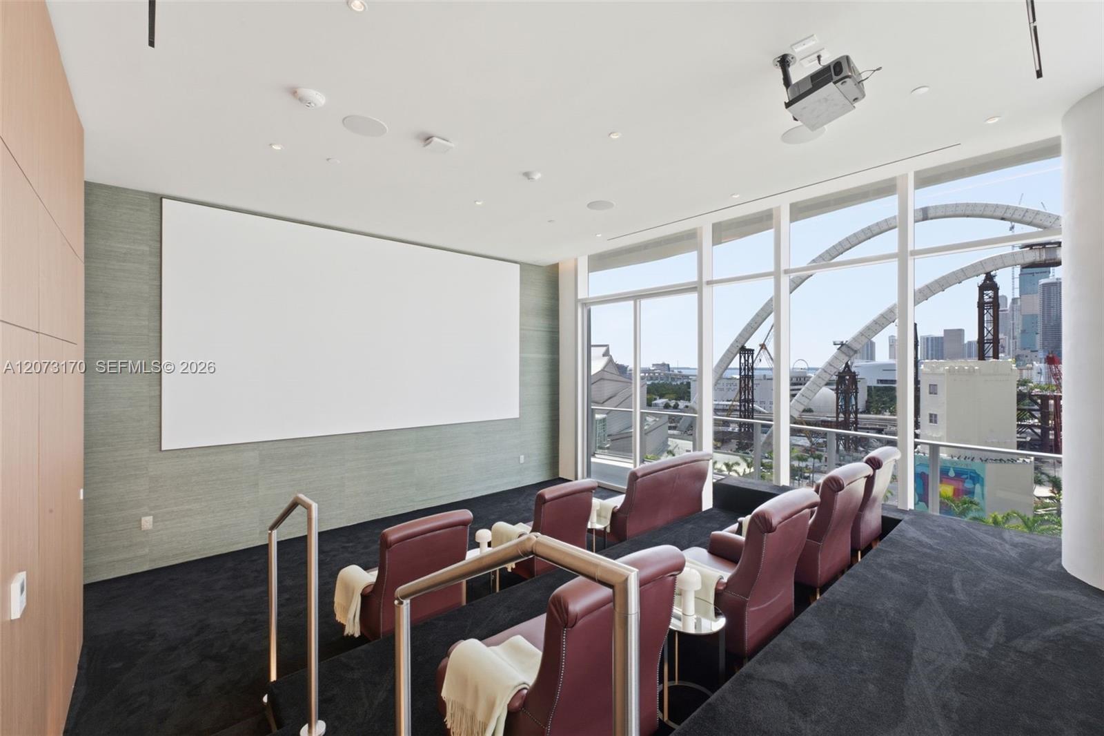 1400 Biscayne # 202
