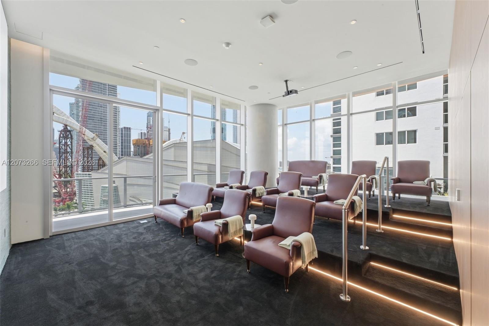 1400 Biscayne # 202