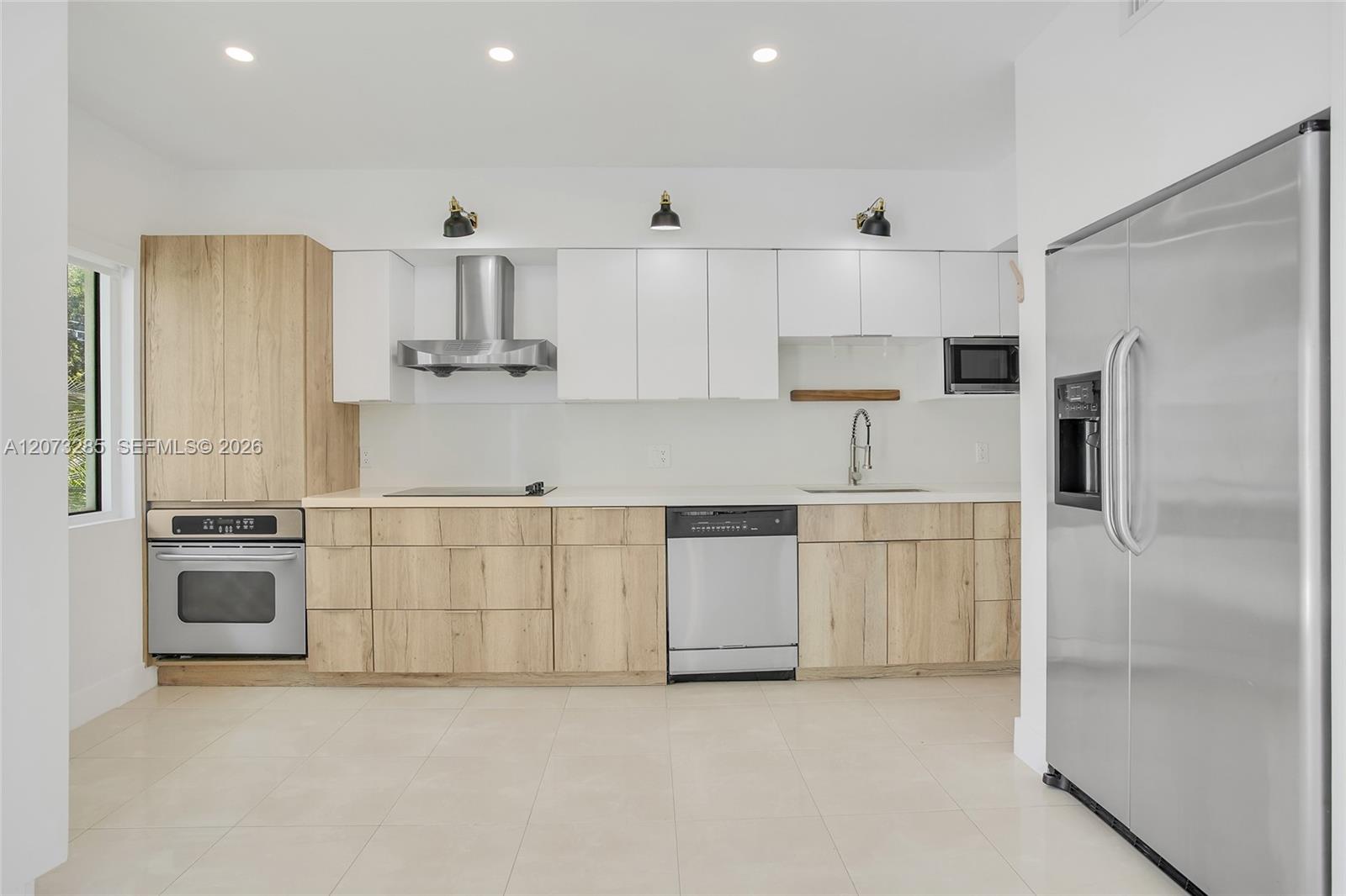 1528 Brickell Ave # 211