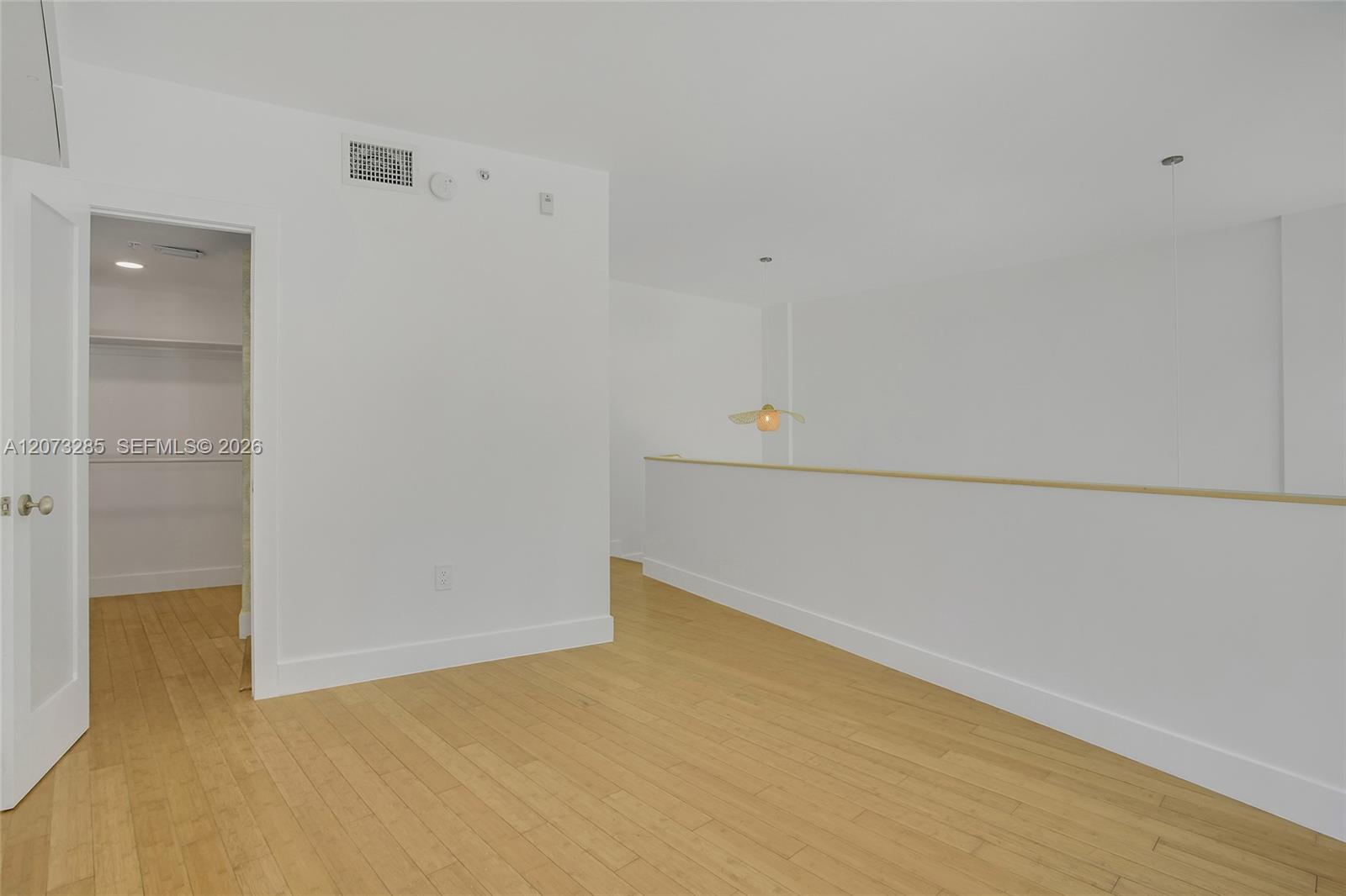 1528 Brickell Ave # 211