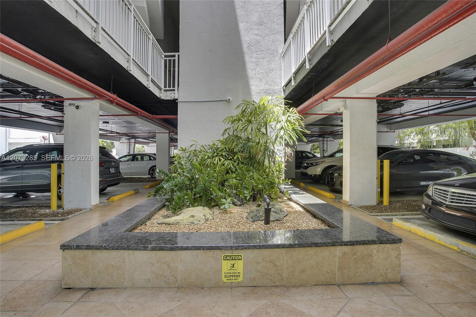 1528 Brickell Ave # 211