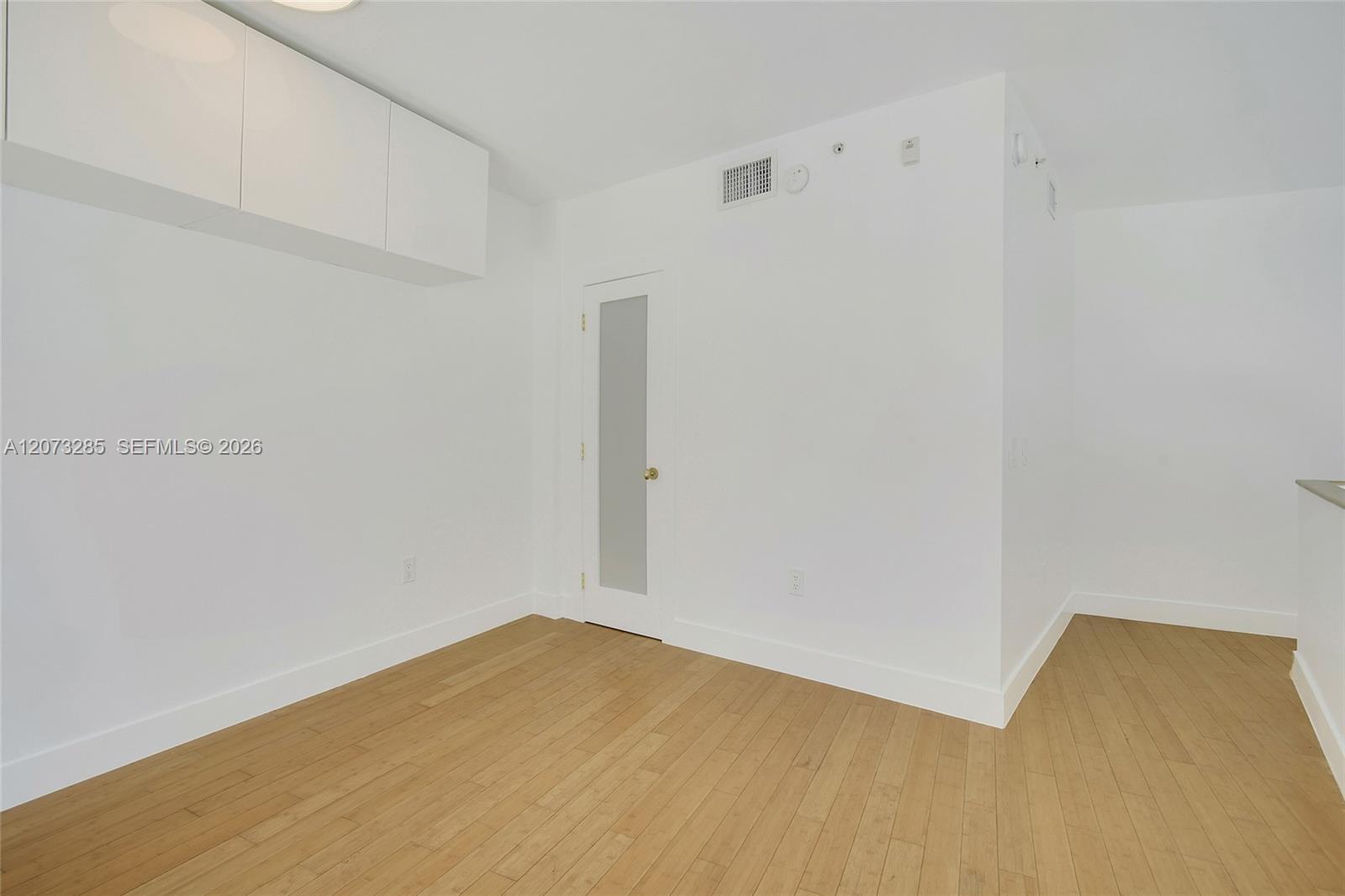 1528 Brickell Ave # 211