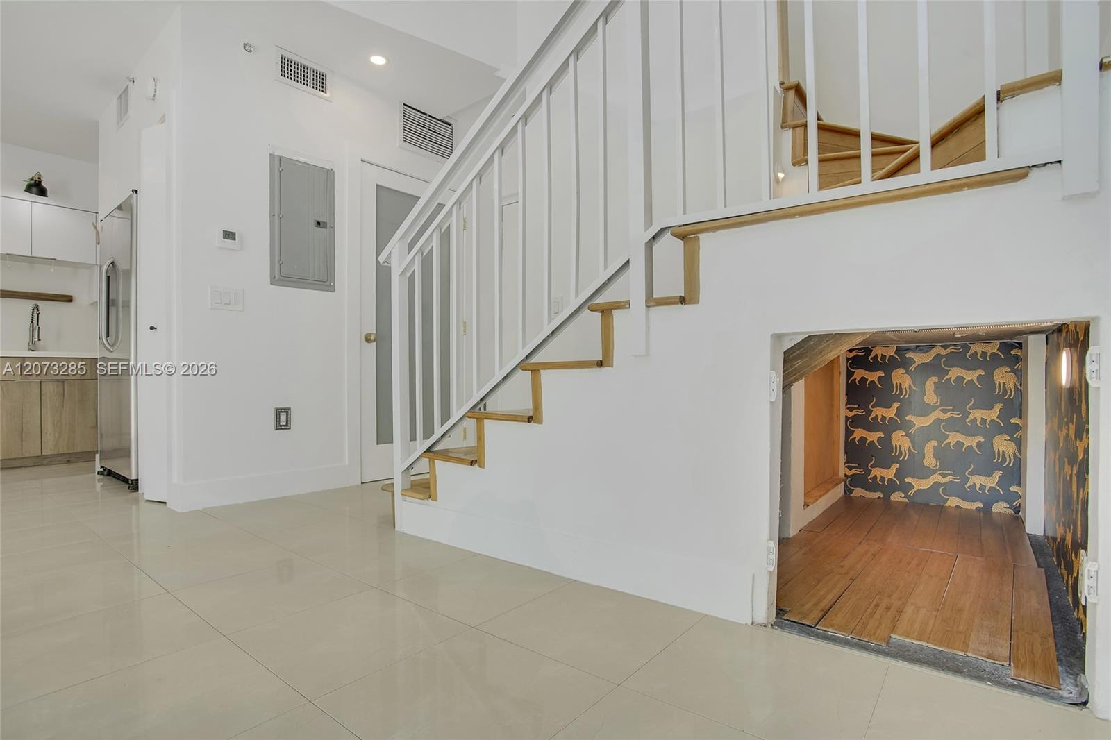 1528 Brickell Ave # 211