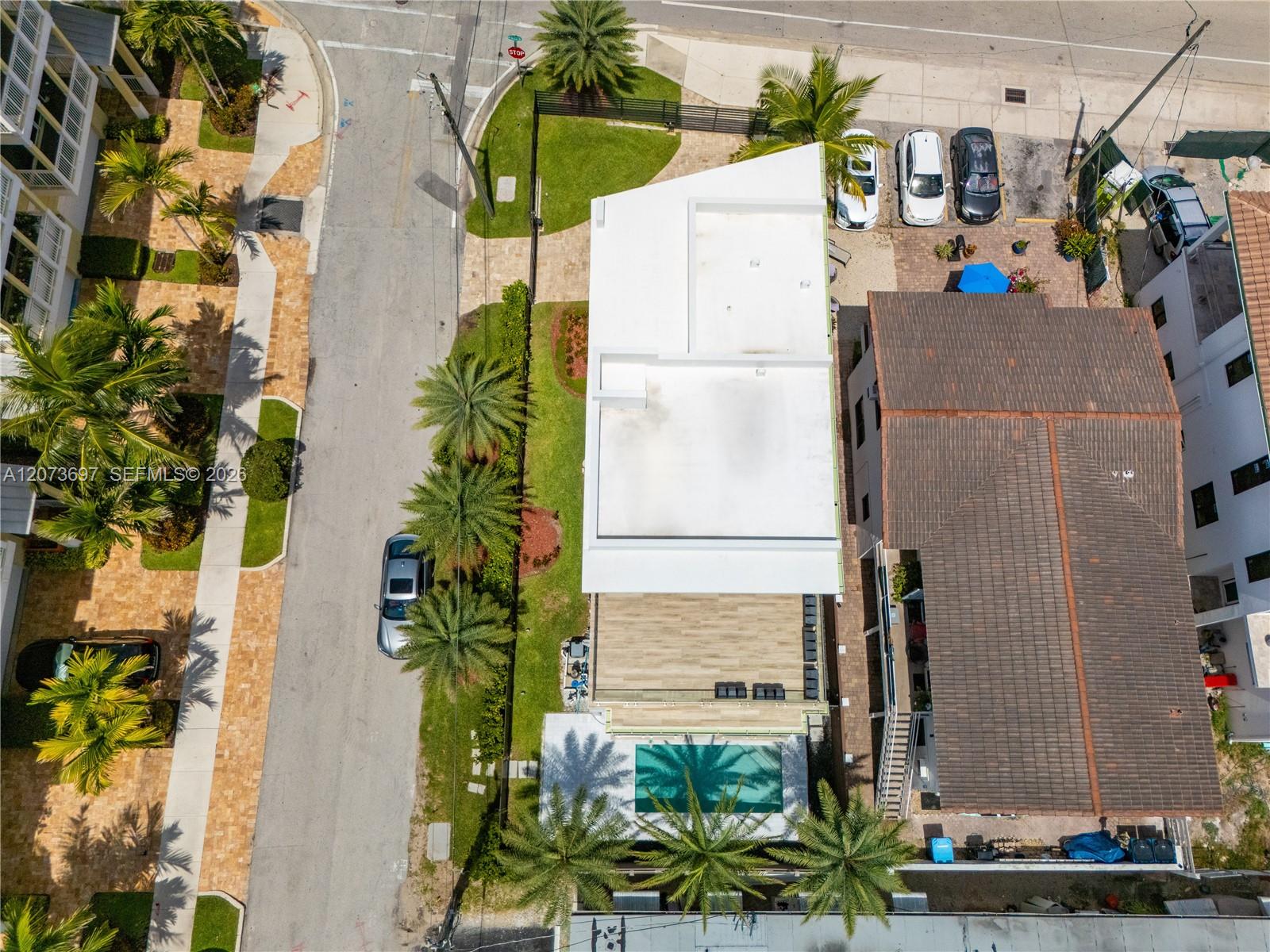 5601 N Ocean Dr