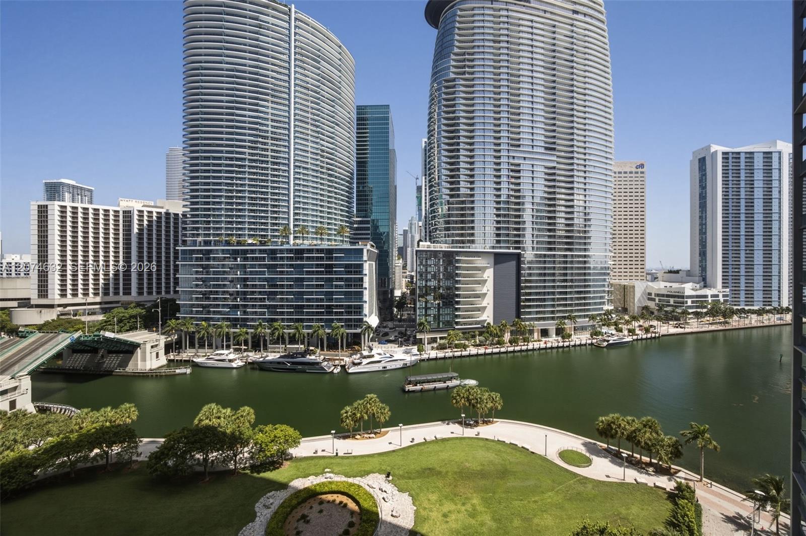 475 Brickell Ave # 1412