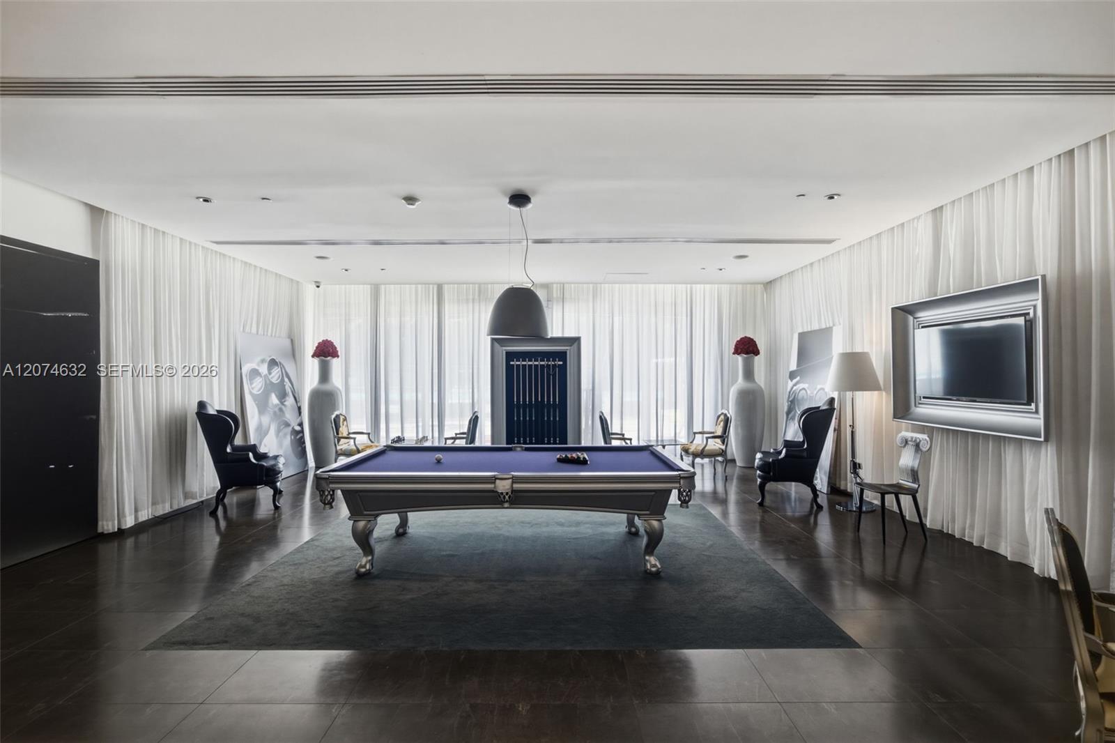 475 Brickell Ave # 1412