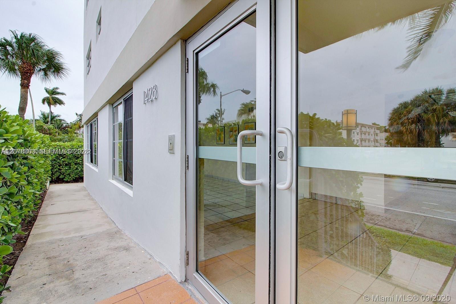 1428 Euclid Ave # 207