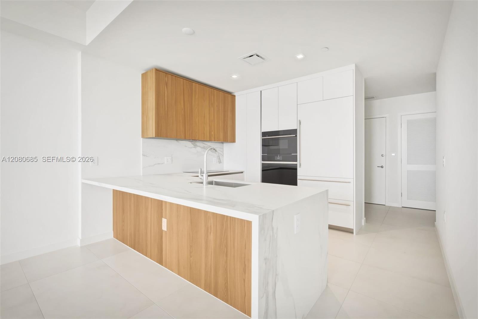 1400 Biscayne Blvd # 2304