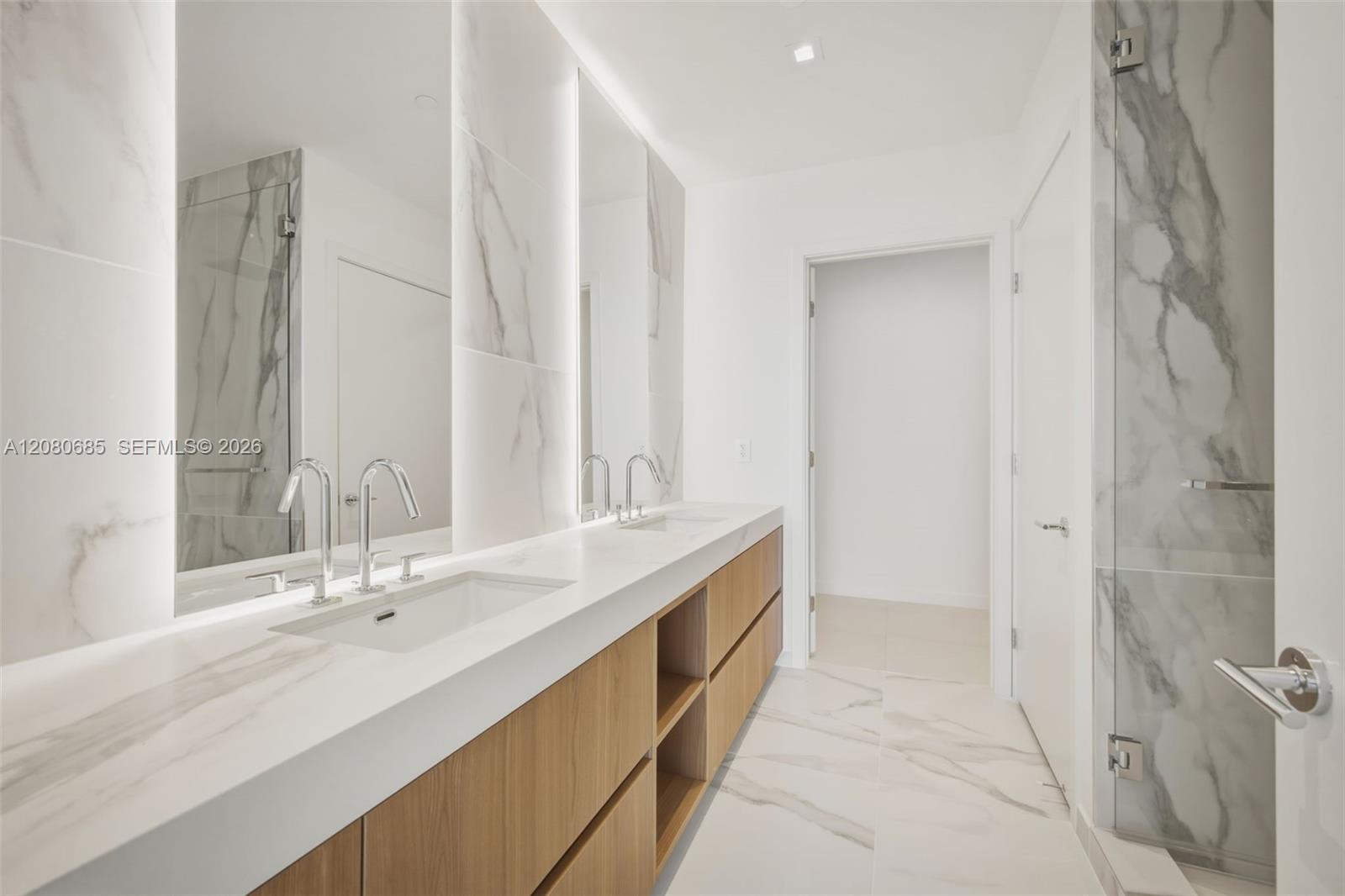 1400 Biscayne Blvd # 2304