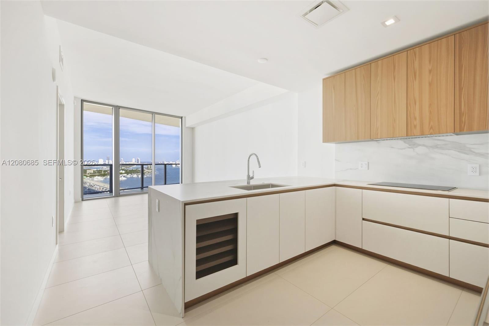 1400 Biscayne Blvd # 2304