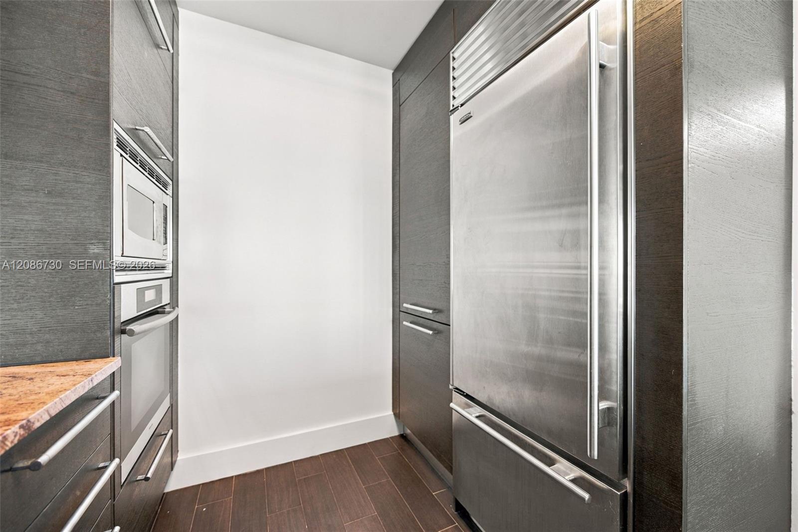 900 Biscayne Blvd # 3502