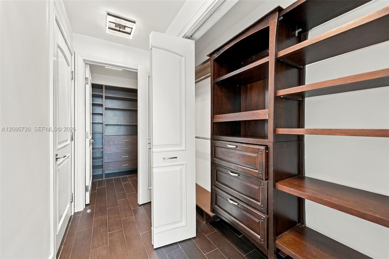 900 Biscayne Blvd # 3502