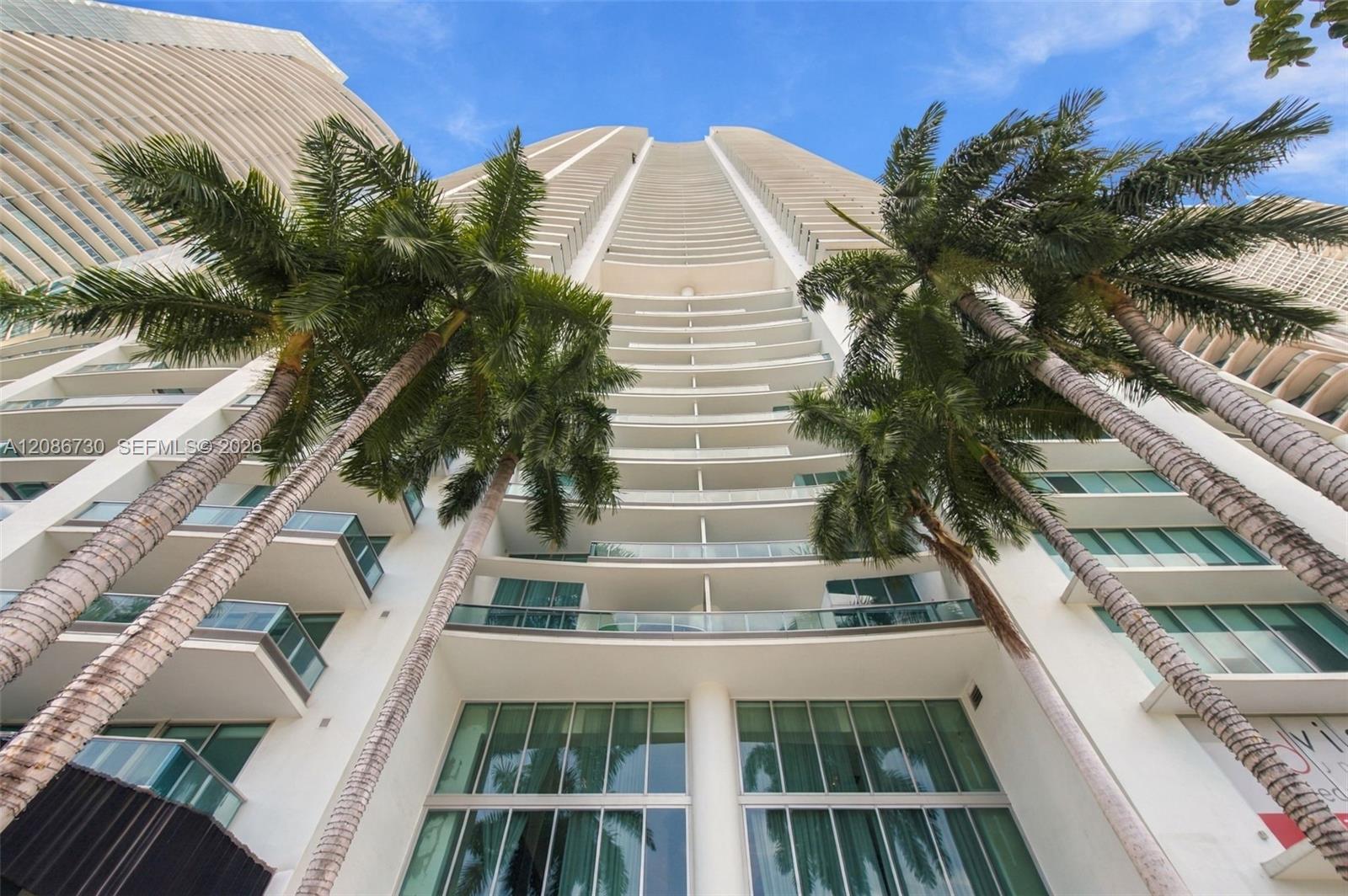 900 Biscayne Blvd # 3502