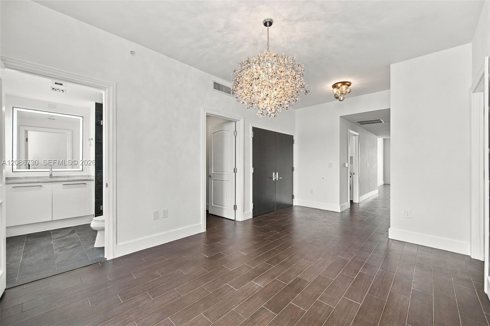 900 Biscayne Blvd # 3502