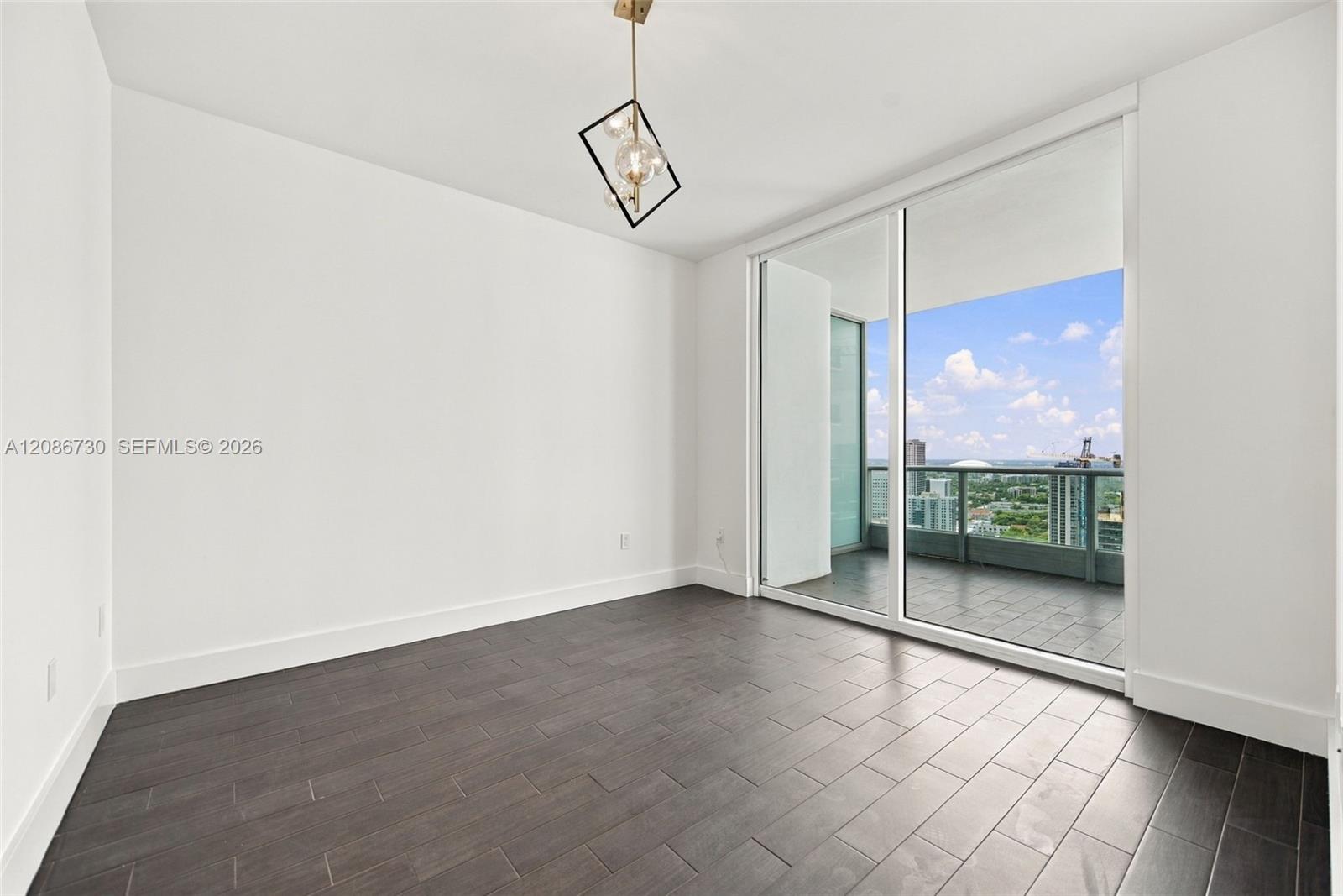 900 Biscayne Blvd # 3502