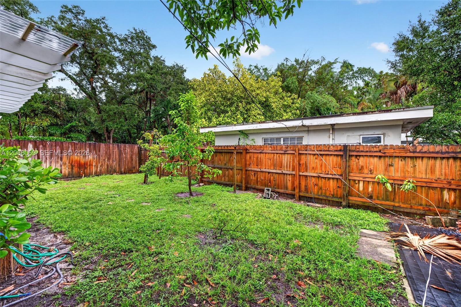 320 SW 12th Ave