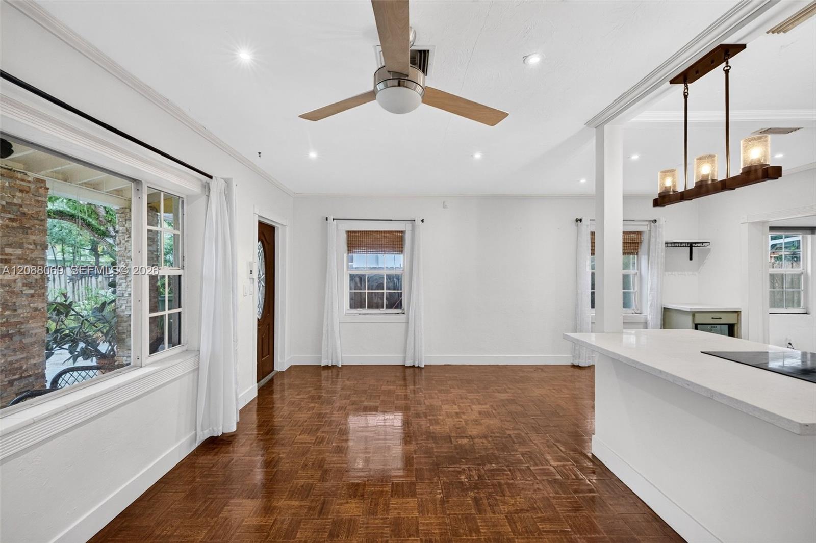 320 SW 12th Ave