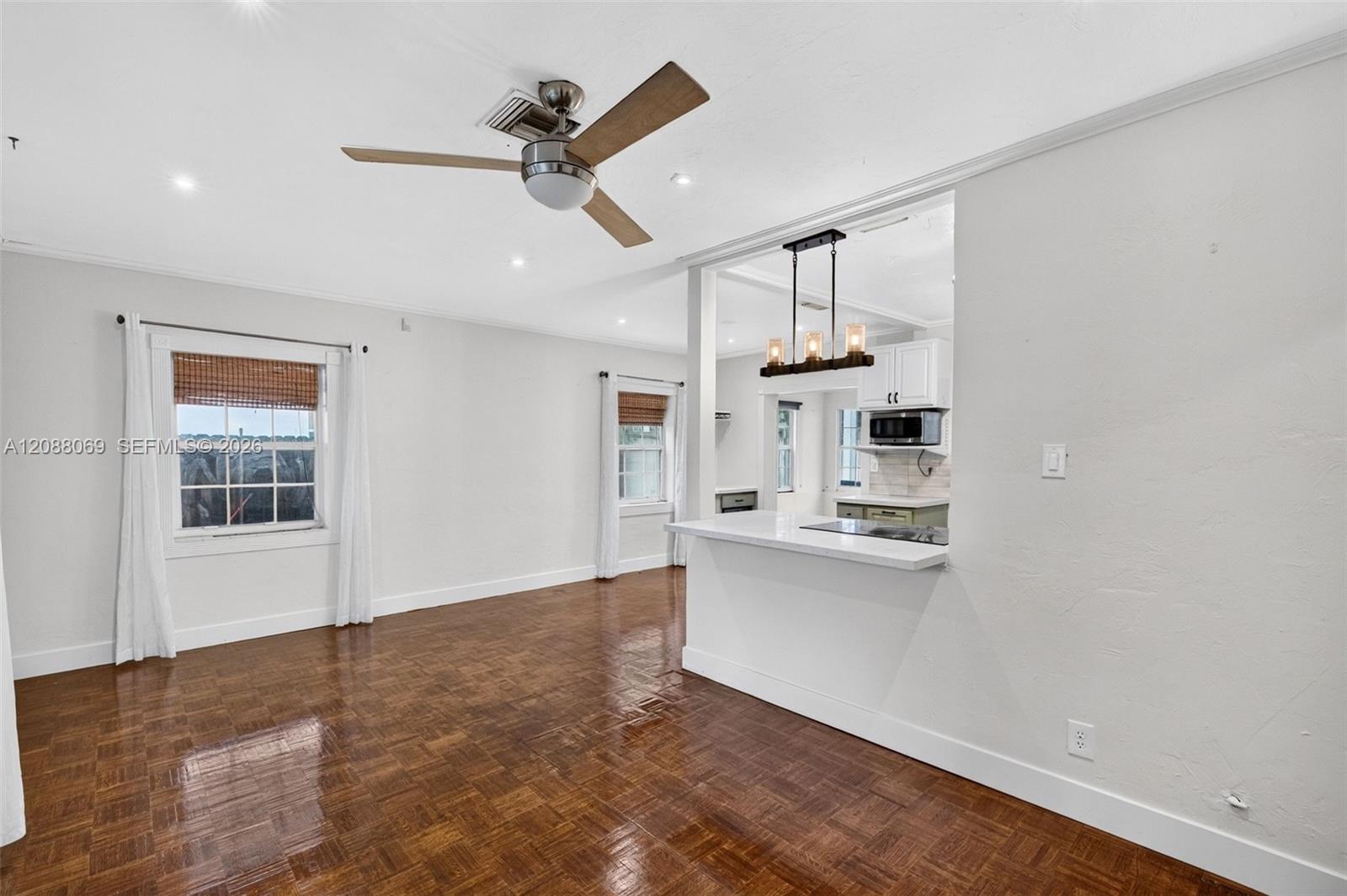 320 SW 12th Ave