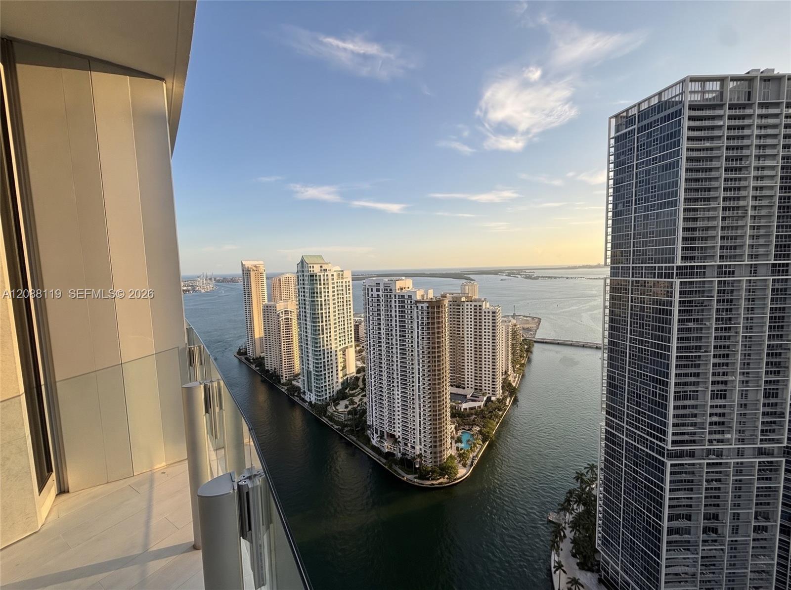 300 Biscayne Boulevard Way # 4007W