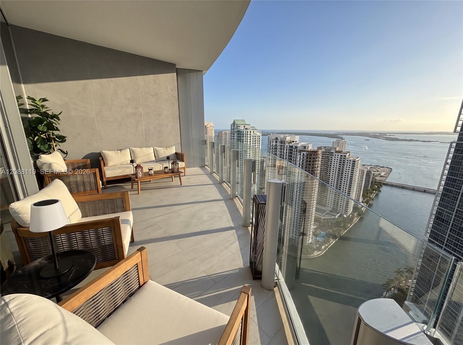 300 Biscayne Boulevard Way # 4007W