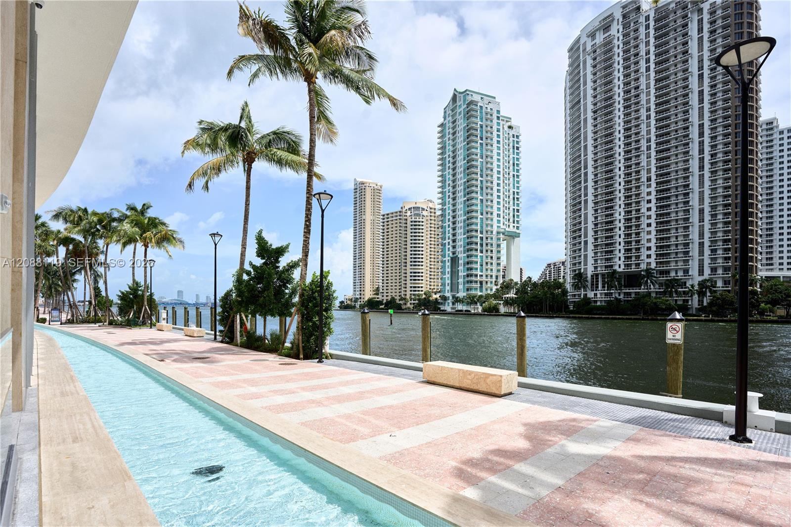 300 Biscayne Boulevard Way # 4007W