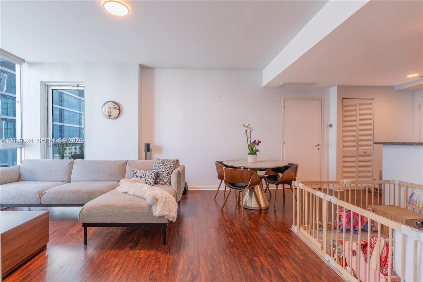 300 S Biscayne Blvd # 3504 Unit: T-3504