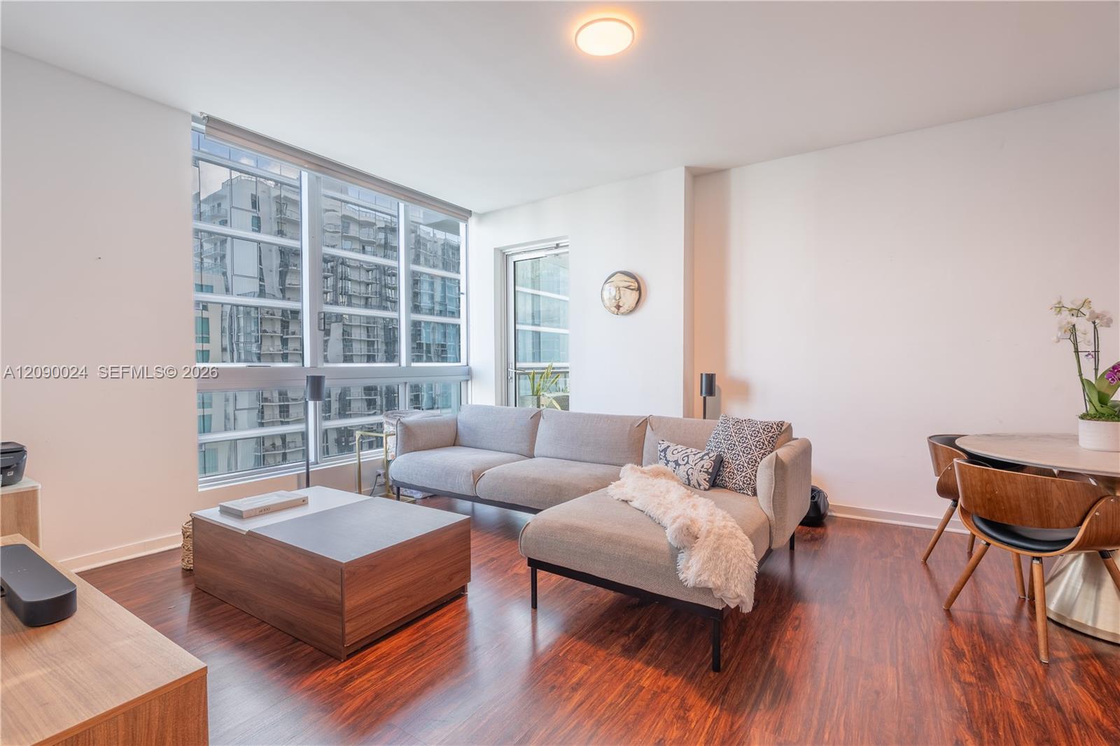 300 S Biscayne Blvd # 3504 Unit: T-3504