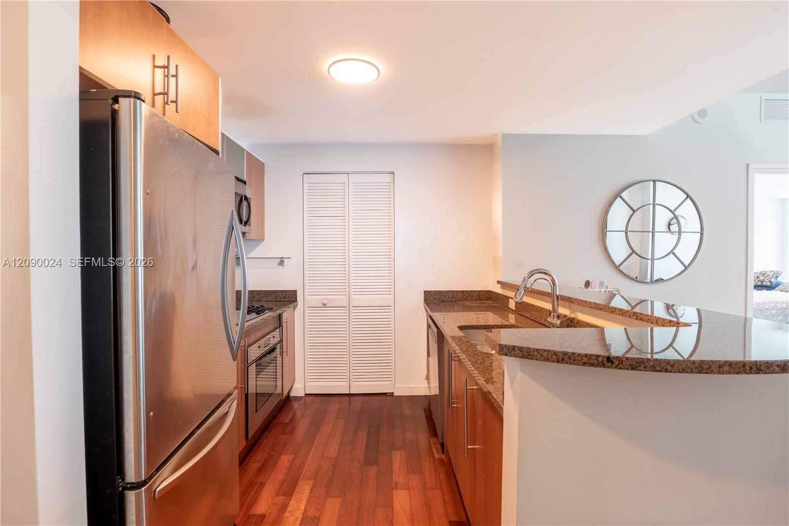300 S Biscayne Blvd # 3504 Unit: T-3504