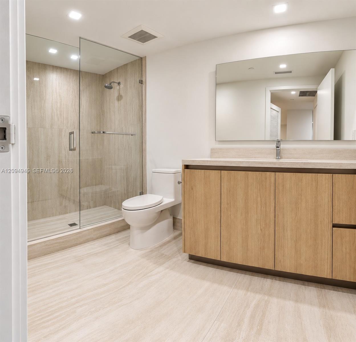 2411 Laguna Circle # 802