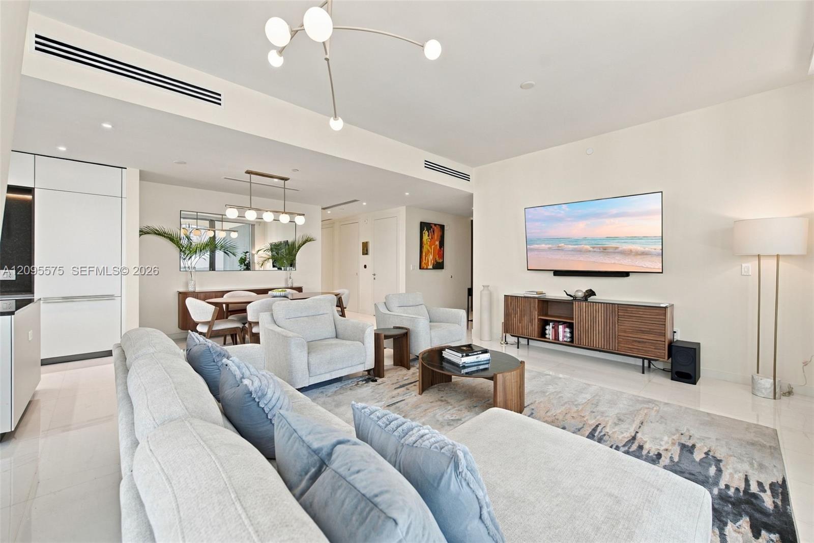300 Biscayne Boulevard Way # 4007W