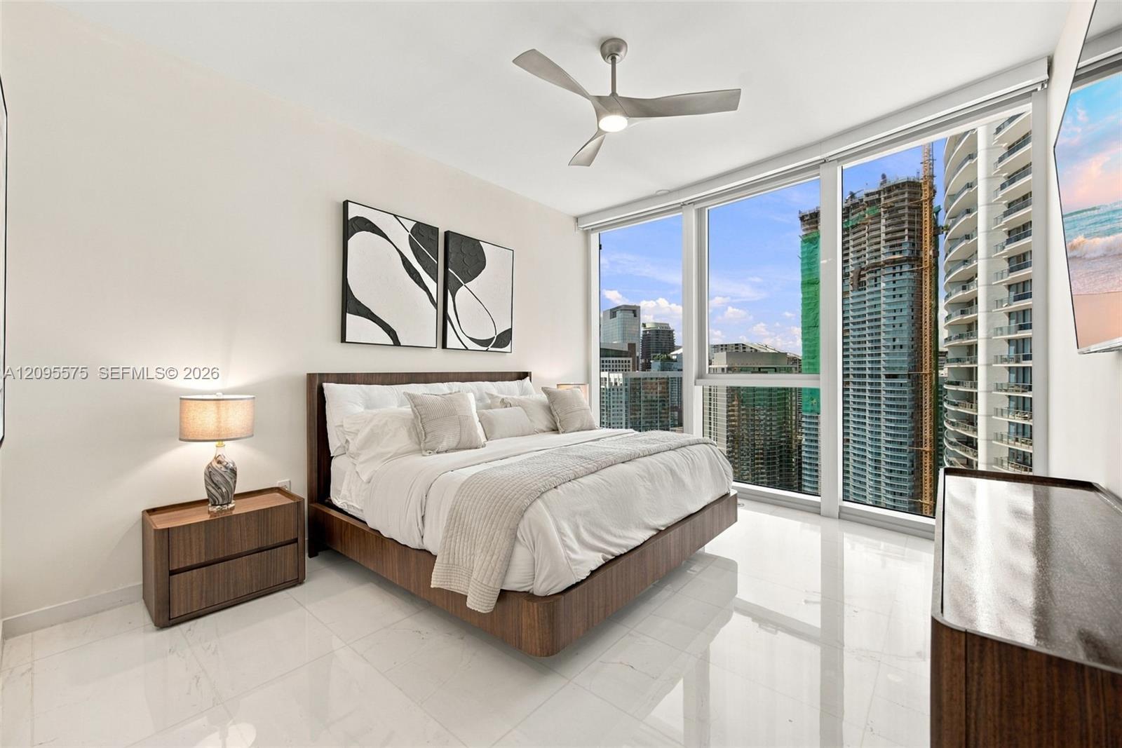 300 Biscayne Boulevard Way # 4007W