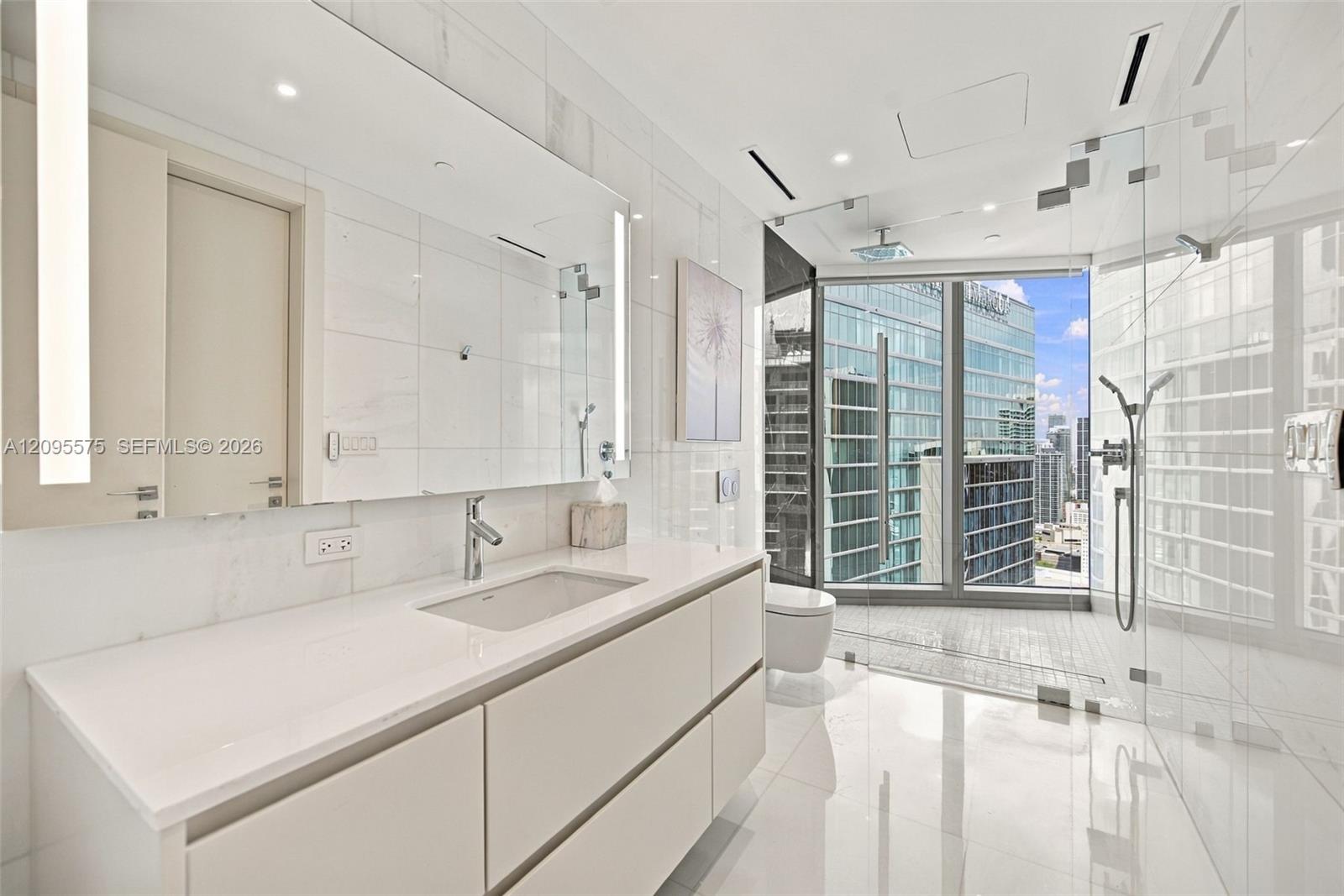 300 Biscayne Boulevard Way # 4007W
