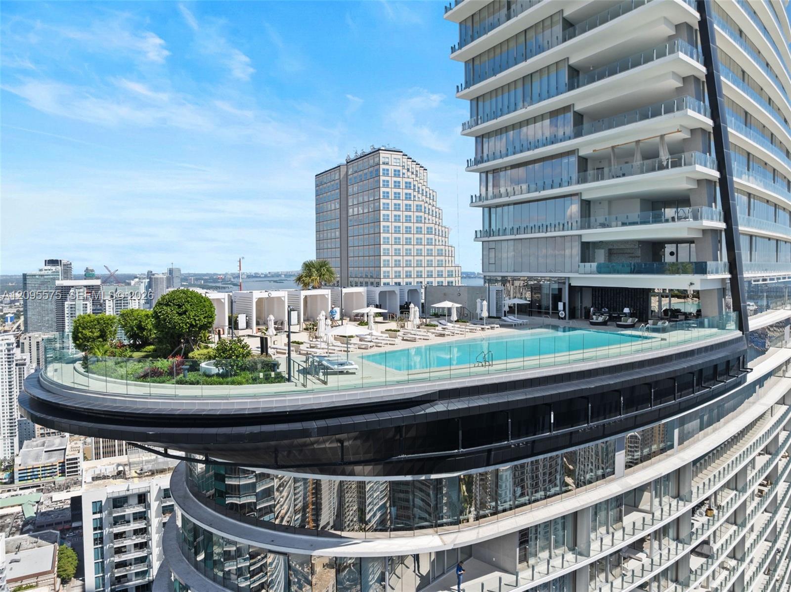 300 Biscayne Boulevard Way # 4007W