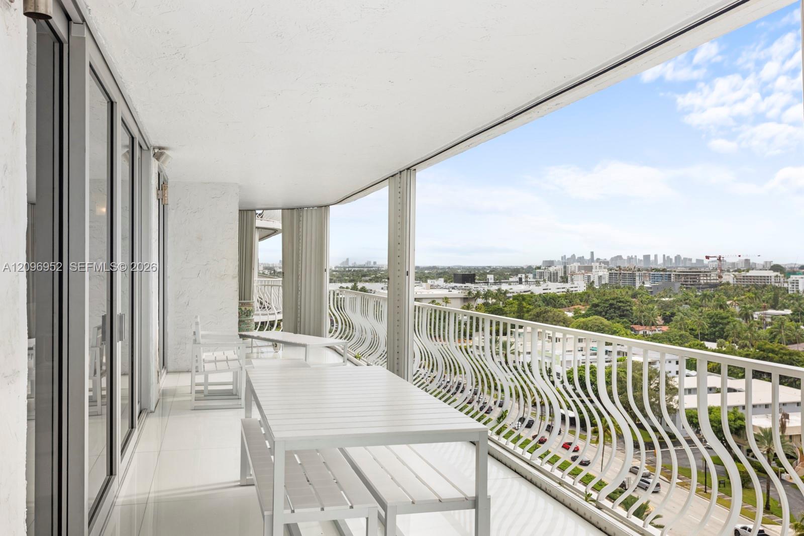 10155 Collins Avenue # 1210